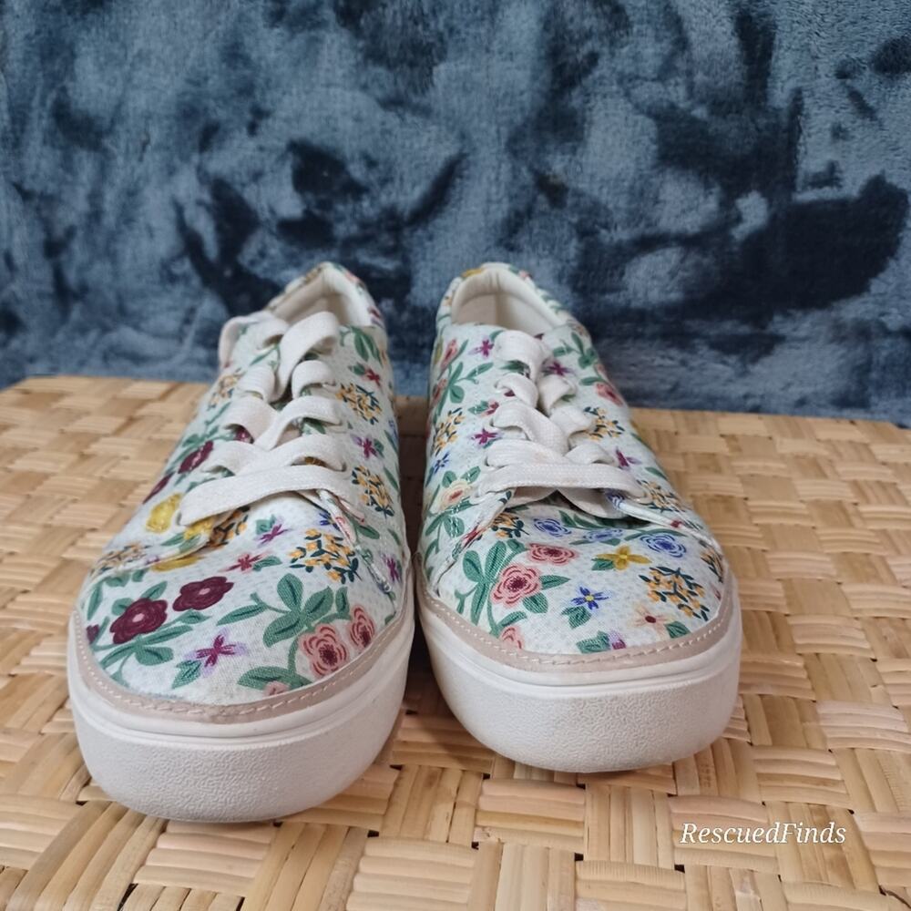 Floral Canvas Lace-Up Sneakers - White Multicolor